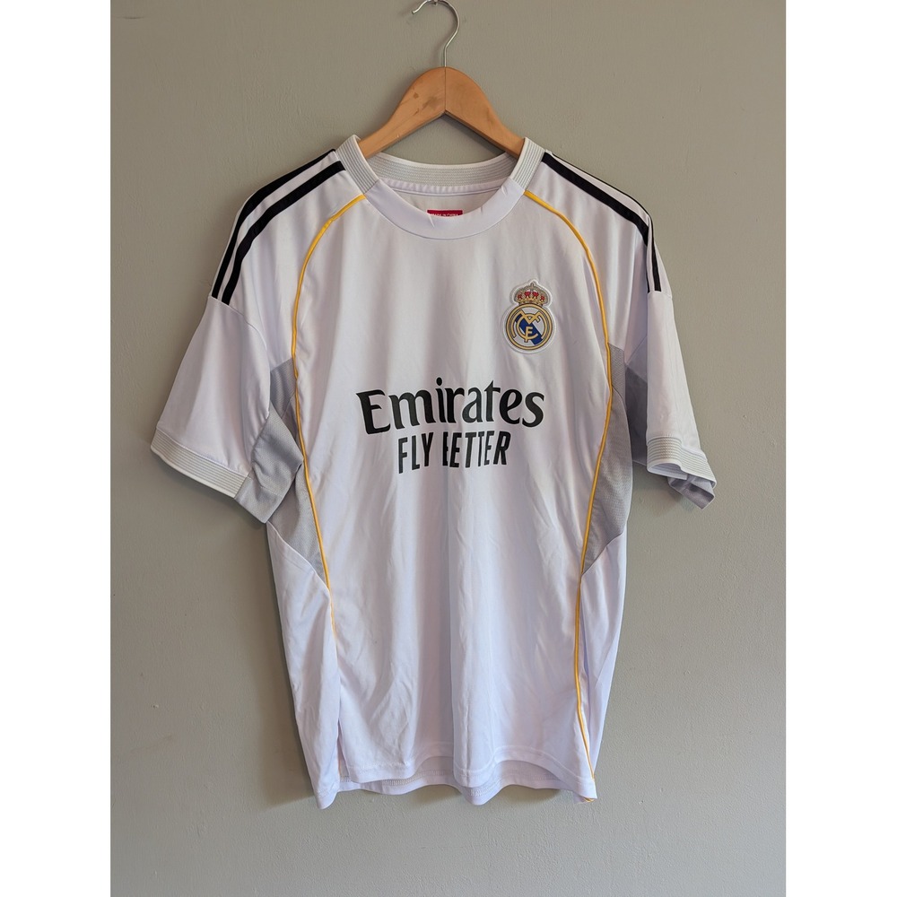 Real Madrid Emirates Fly Better Soccer Jersey Mens Medium White Number 11 Shirt